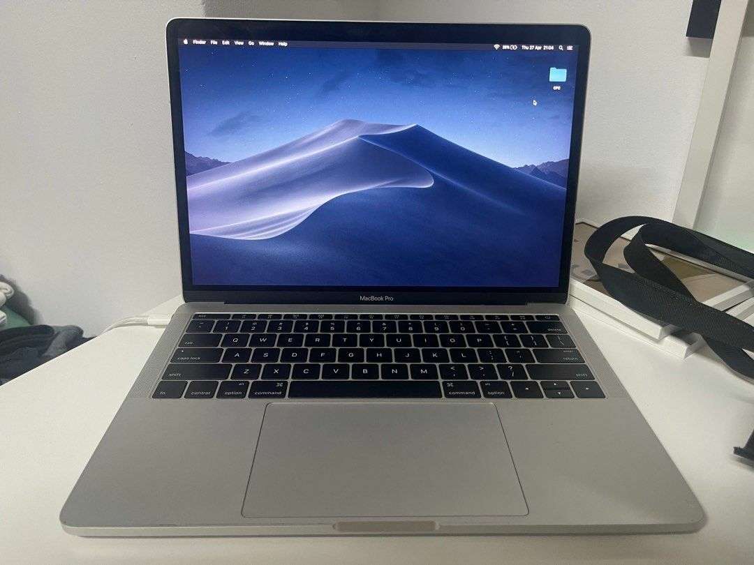 macbook-pr_1682816379lz6pNb.jpeg